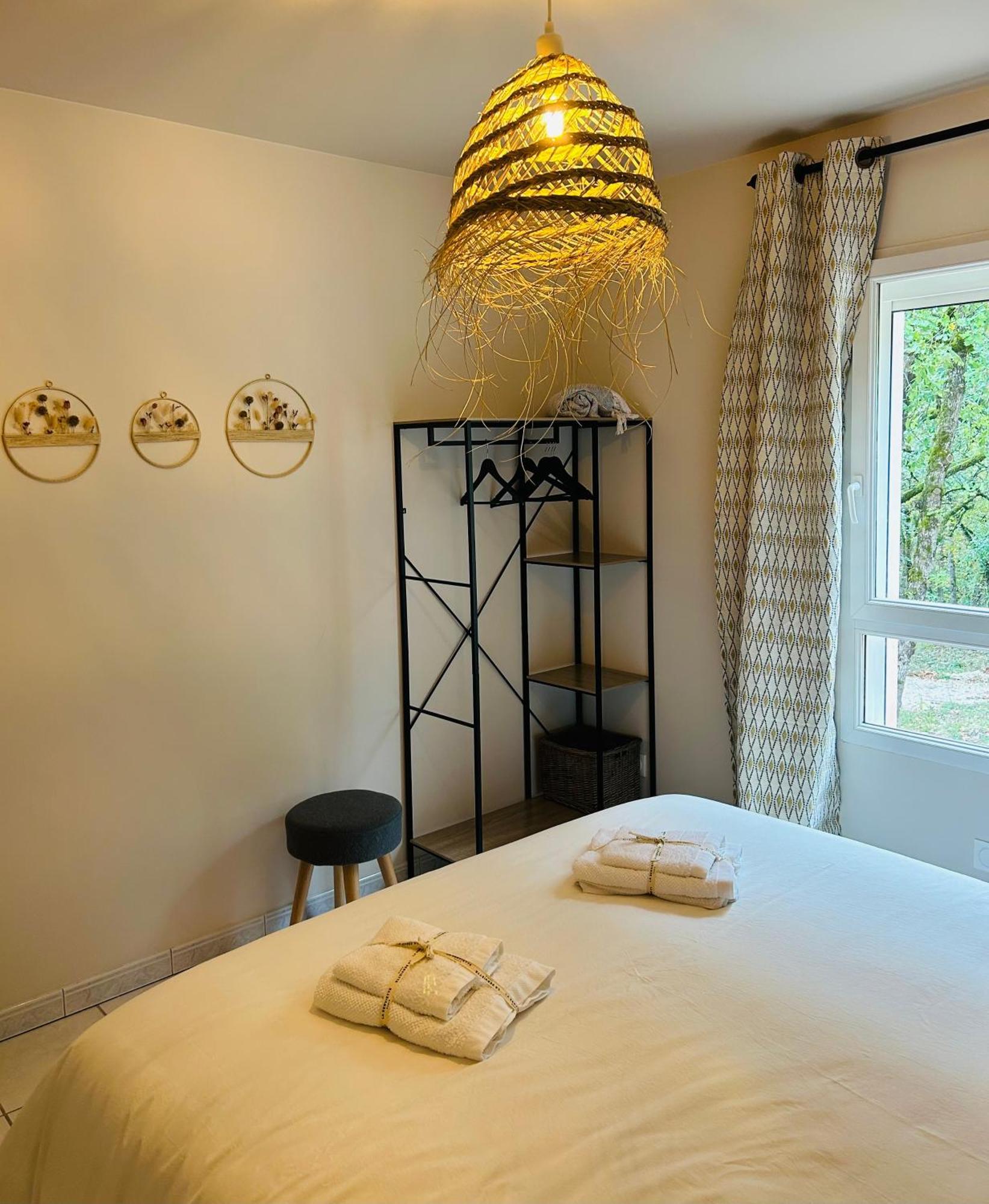 Gite Ethic Simple & Chic Labastide-Marnhac Exterior photo